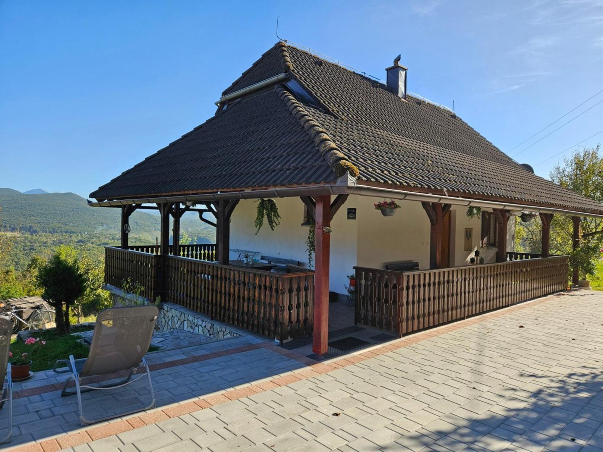 Cozy House Zivko With Balcony Villa Plitvička Jezera Buitenkant foto